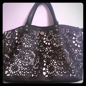 Liz Claiborne Black & White purse